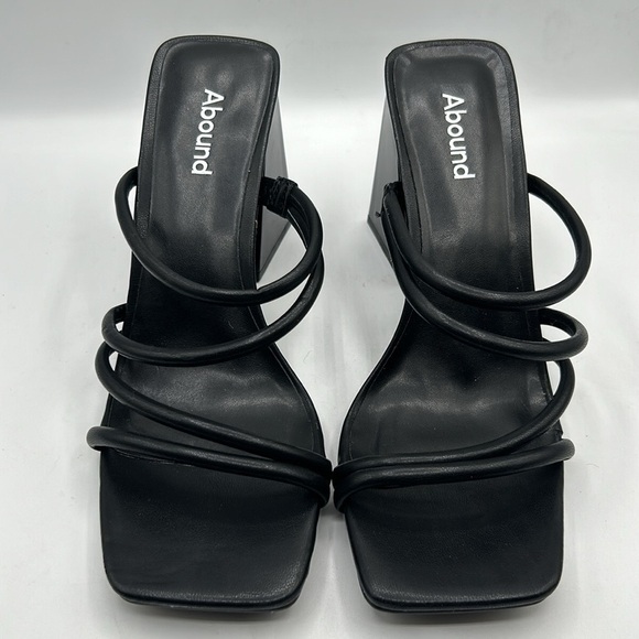 Abound Black Y2K 90's Slip On Chunky Heel Sandals Size 9 M New without tags! - Picture 2 of 8